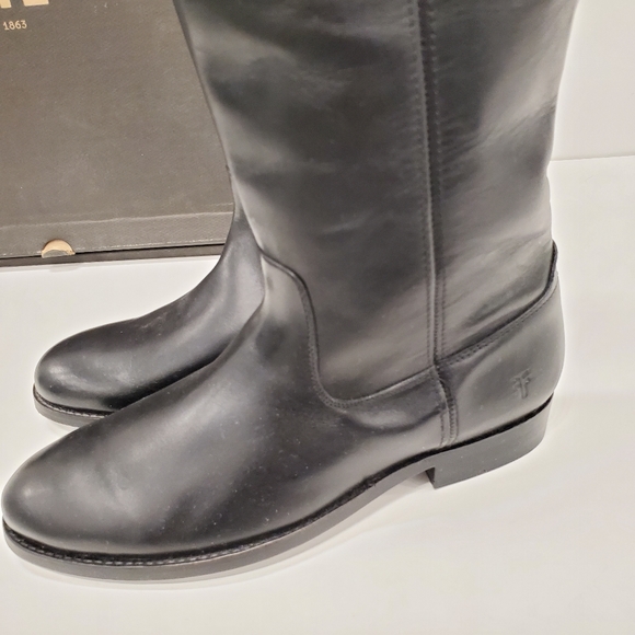 Frye Women's Melissa Button Stud Black Leather Boot US 6M - Picture 3 of 8